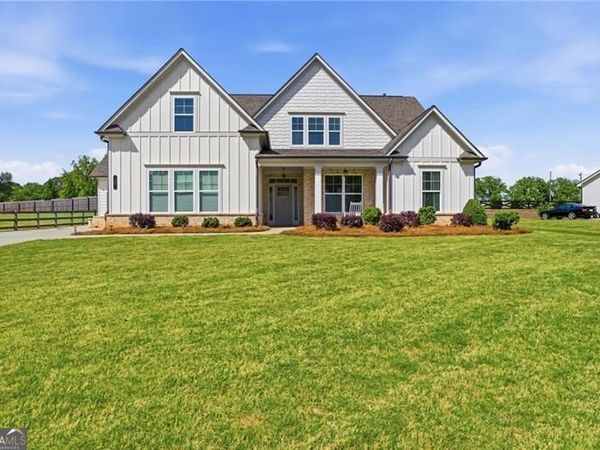 77 Wallace Drive, Winder, GA 30680