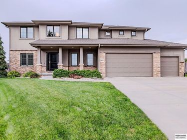 20919 Poppleton Circle, Elkhorn, NE 68022