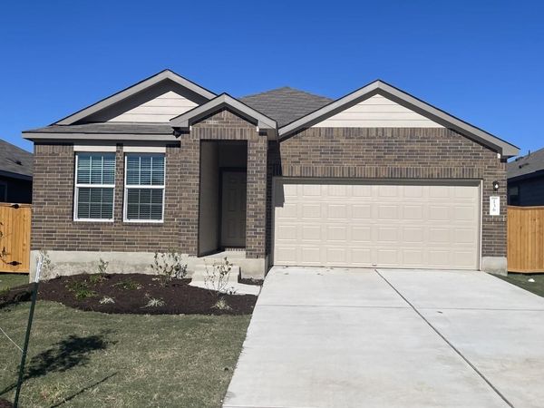 136 Perfect World LOOP , Jarrell, TX 76537