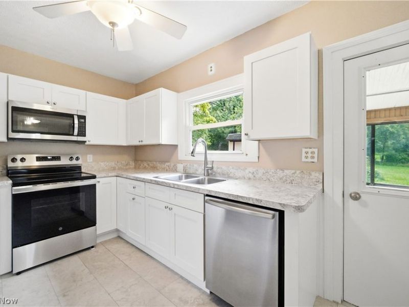 6917 Daisy Avenue, Brecksville, OH 44141 Photo 12