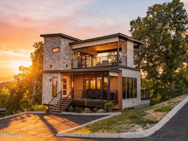 1422 Reedmont Way , Sevierville, TN 37876