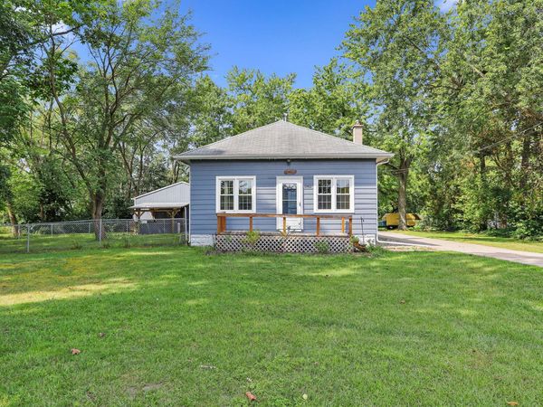 1982 Fairplain Avenue, Benton Harbor, MI 49022