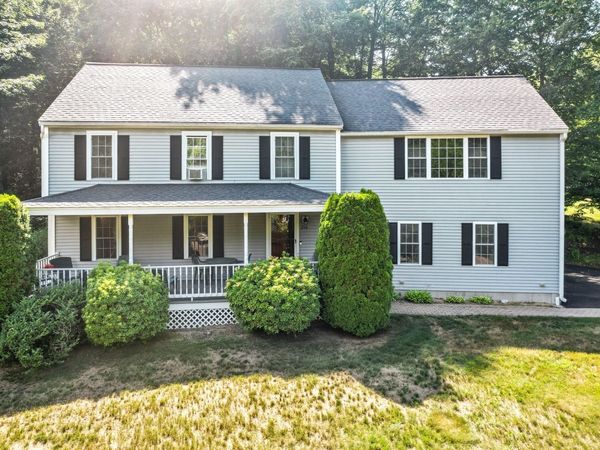 256 Stoneybrook Rd, Fitchburg, MA 01420