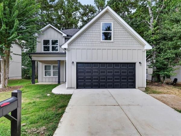 5571 Panola Place , Lithonia, GA 30058