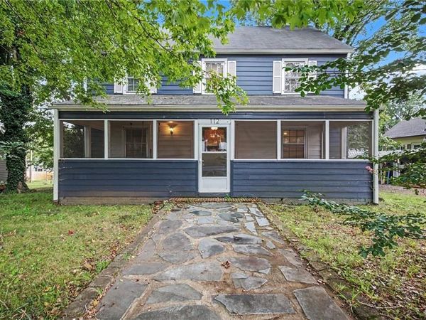 112 Erwin Street, Mocksville, NC 27028