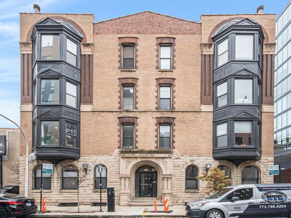 747 N Sedgwick Street , Unit 4RS, Chicago, IL 60654