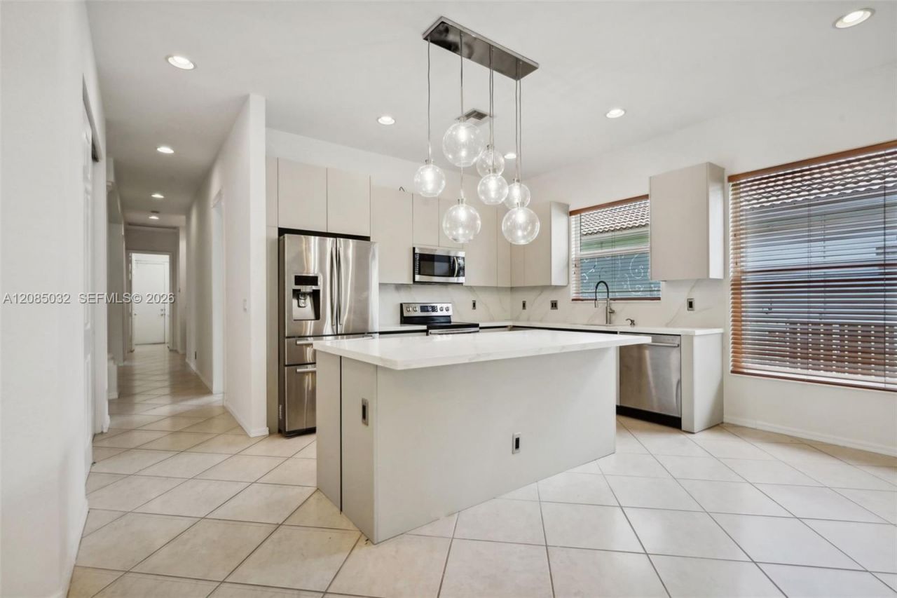 4460 Mariners Cove Dr, Wellington, FL 33449 Photo