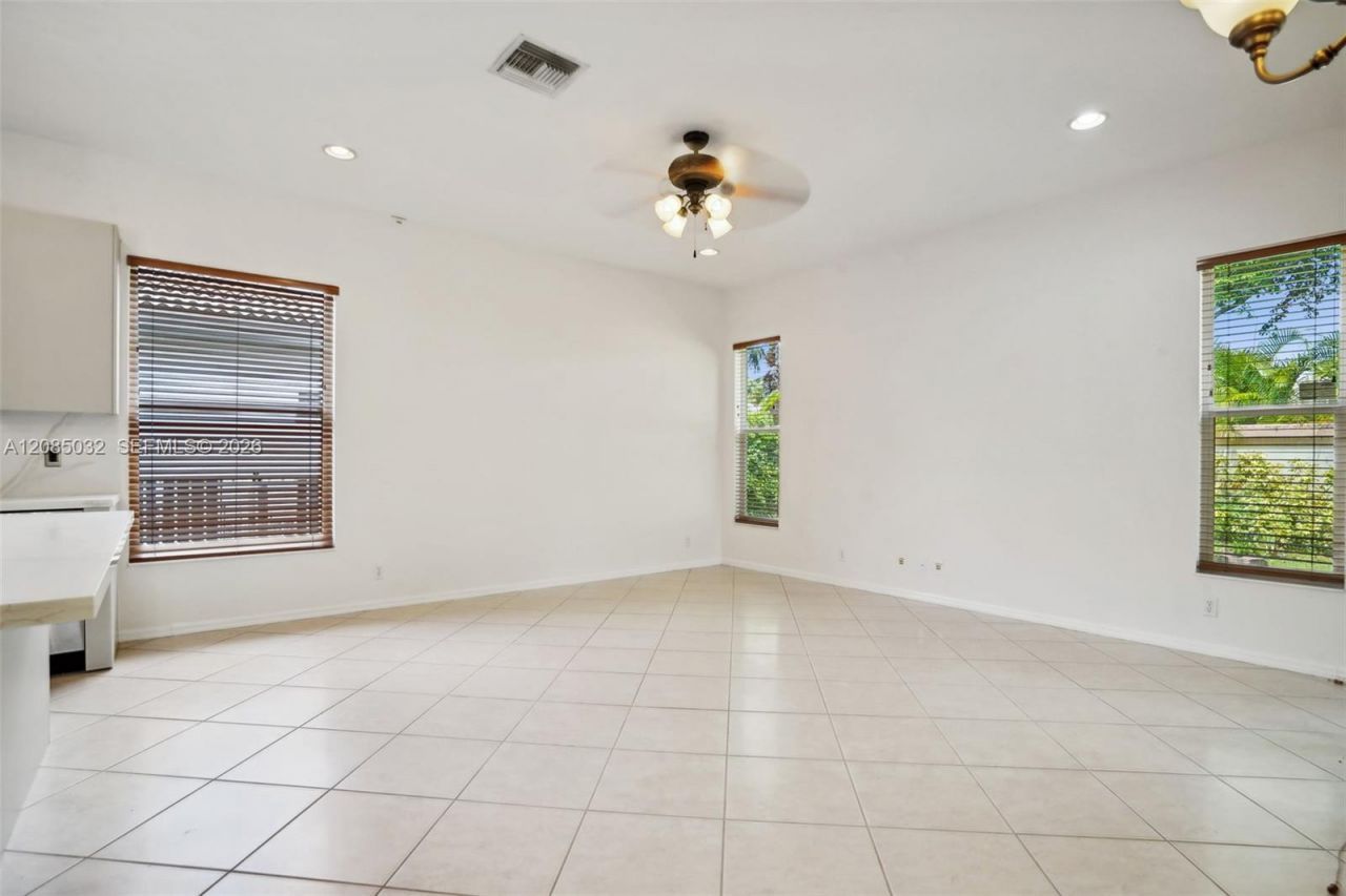 4460 Mariners Cove Dr, Wellington, FL 33449 Photo