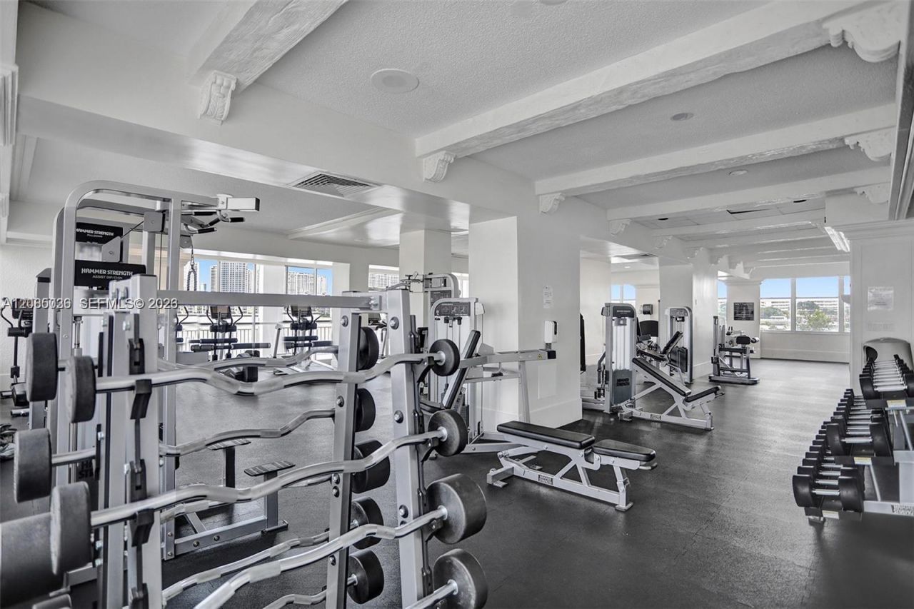 18041 Biscayne Blvd , Unit 803, Aventura, FL 33160 Photo