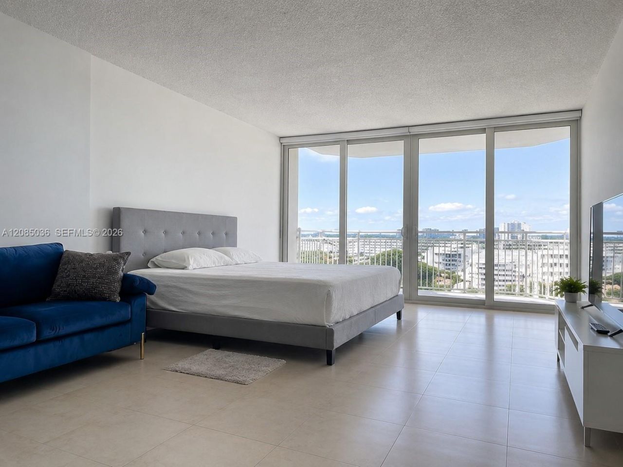18041 Biscayne Blvd , Unit 803, Aventura, FL 33160 Photo