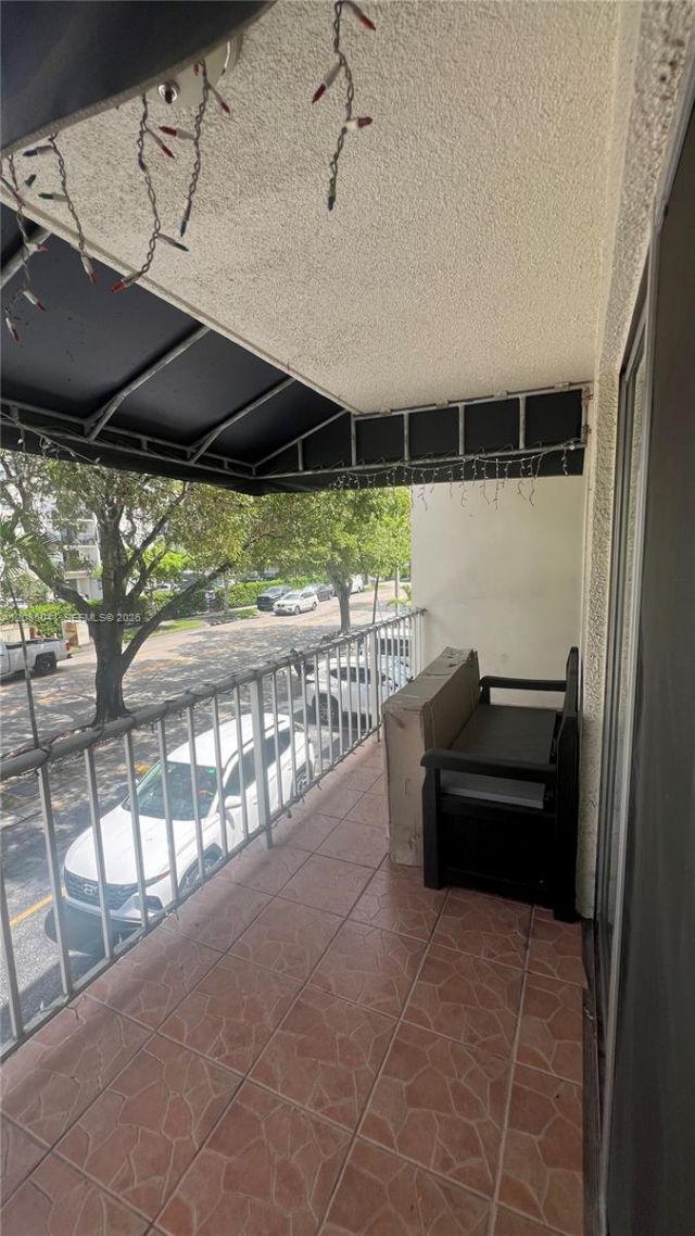 1480 W 46th St, Unit 210, Hialeah, FL 33012 Photo
