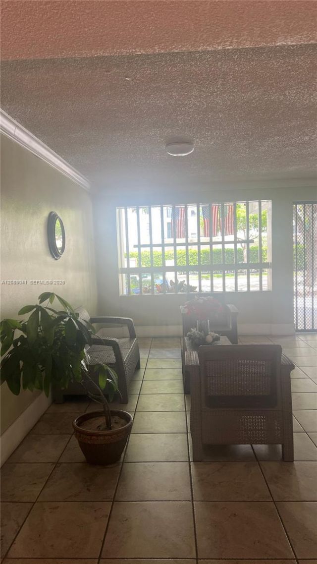 1480 W 46th St, Unit 210, Hialeah, FL 33012 Photo
