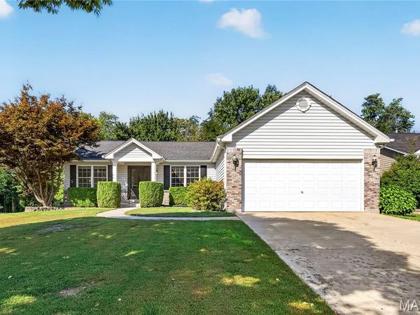 167 Rightfield Drive, O'Fallon, MO 63366