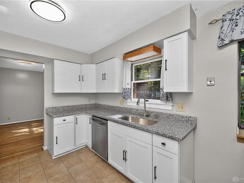 7532 Cinnamon Woods Drive, West Chester Township, OH 45069 Photo 11