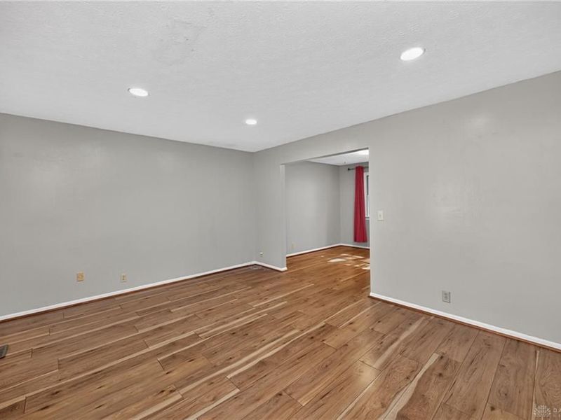 7532 Cinnamon Woods Drive, West Chester Township, OH 45069 Photo 6