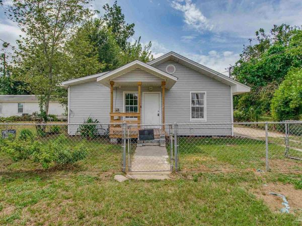 2303 W Brainerd St, Pensacola, FL 32505