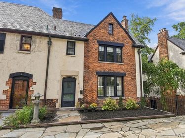8 Mayfair Lane, Buffalo, NY 14201