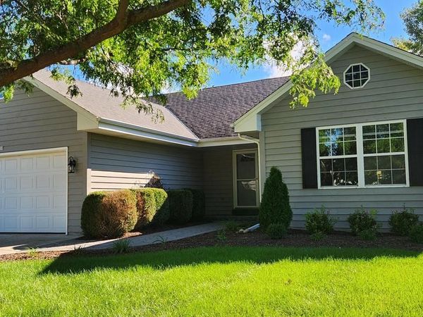 1132 Eastbrook DRIVE, Burlington, WI 53105