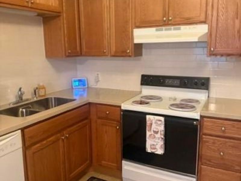 5028-5030 Heathmoor Drive, Columbus, OH 43220 Photo 15