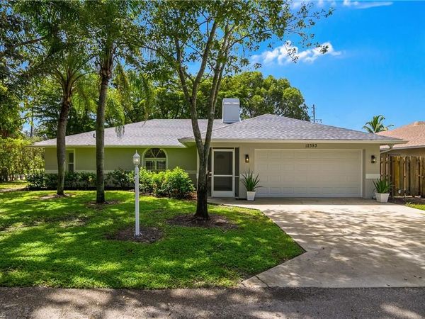 12393 Londonderry LN, BONITA SPRINGS, FL 34135