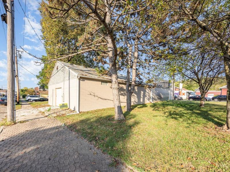 8611 Reading Road, Reading, OH 45215 Photo 5