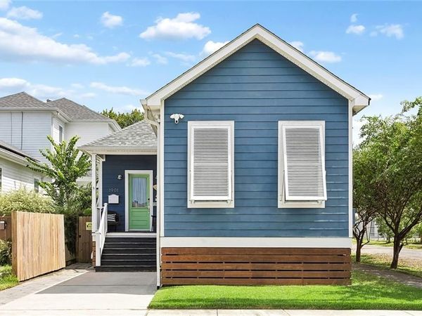 1901 EAGLE Street, New Orleans, LA 70118