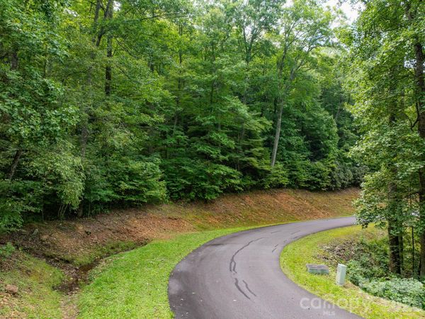 0 RAINBOW TROUT Drive , Spruce Pine, NC 28777
