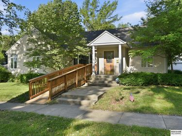 809 Highland Avenue, Red Oak, IA 51566