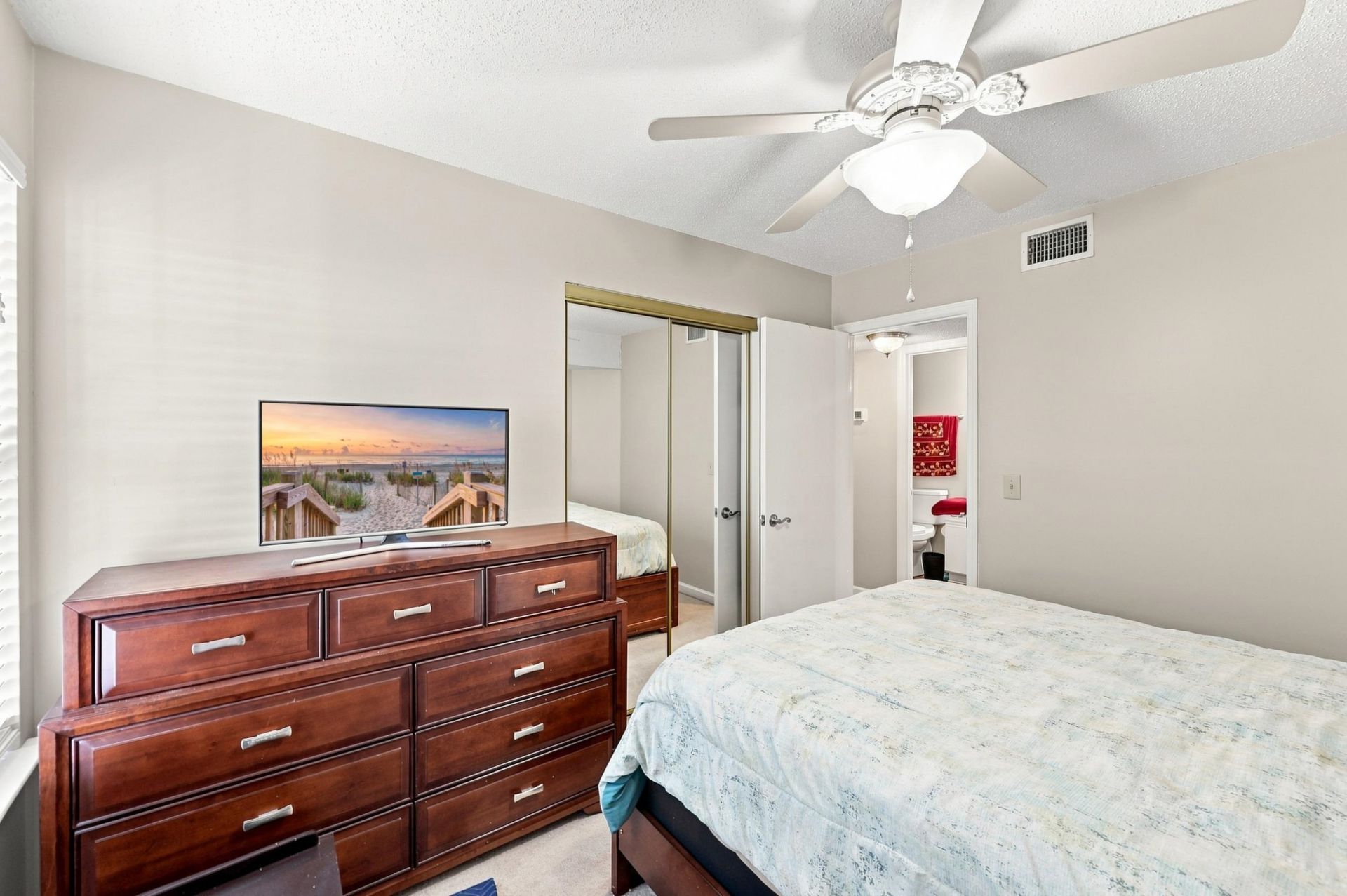 2225 Clearwater Dr. Photo 11