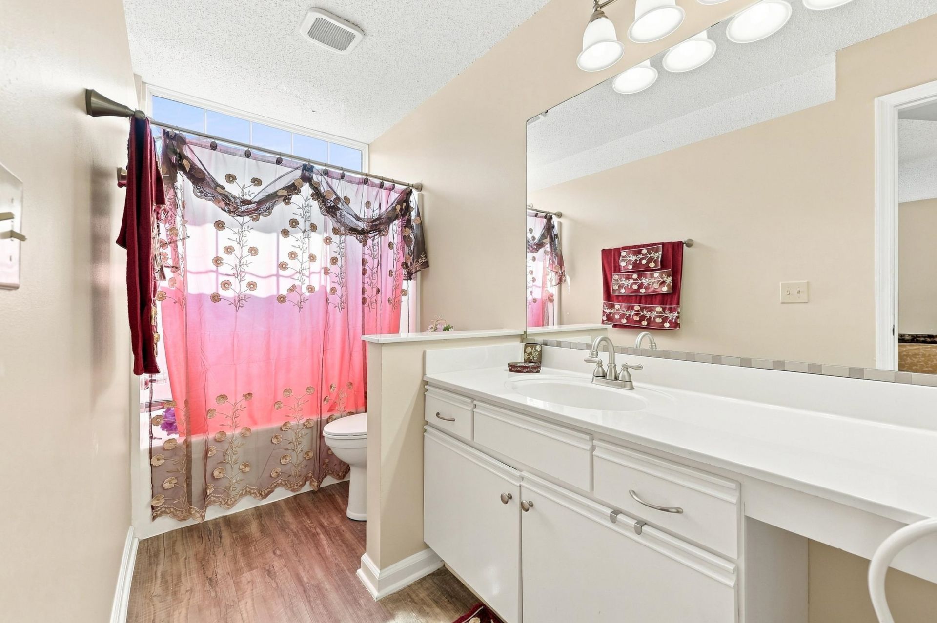 2225 Clearwater Dr. Photo 15