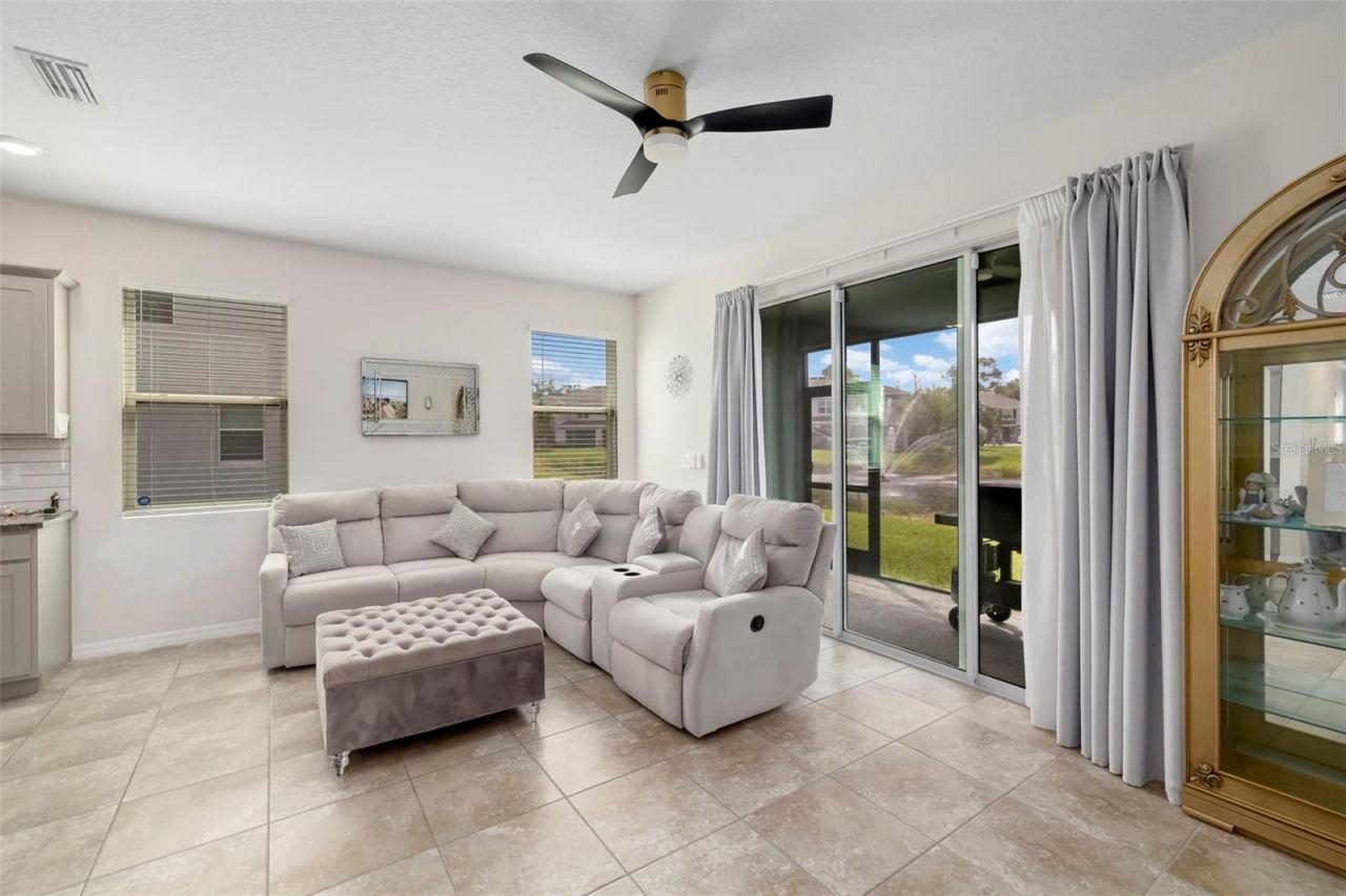 6593 Serenity Falls Ln, Sarasota, FL 34240 Photo