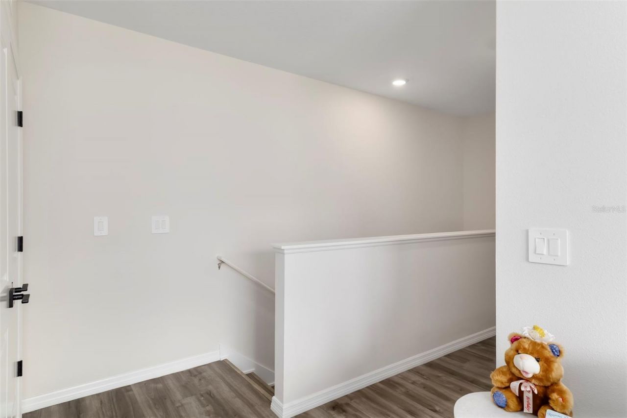 6593 Serenity Falls Ln, Sarasota, FL 34240 Photo