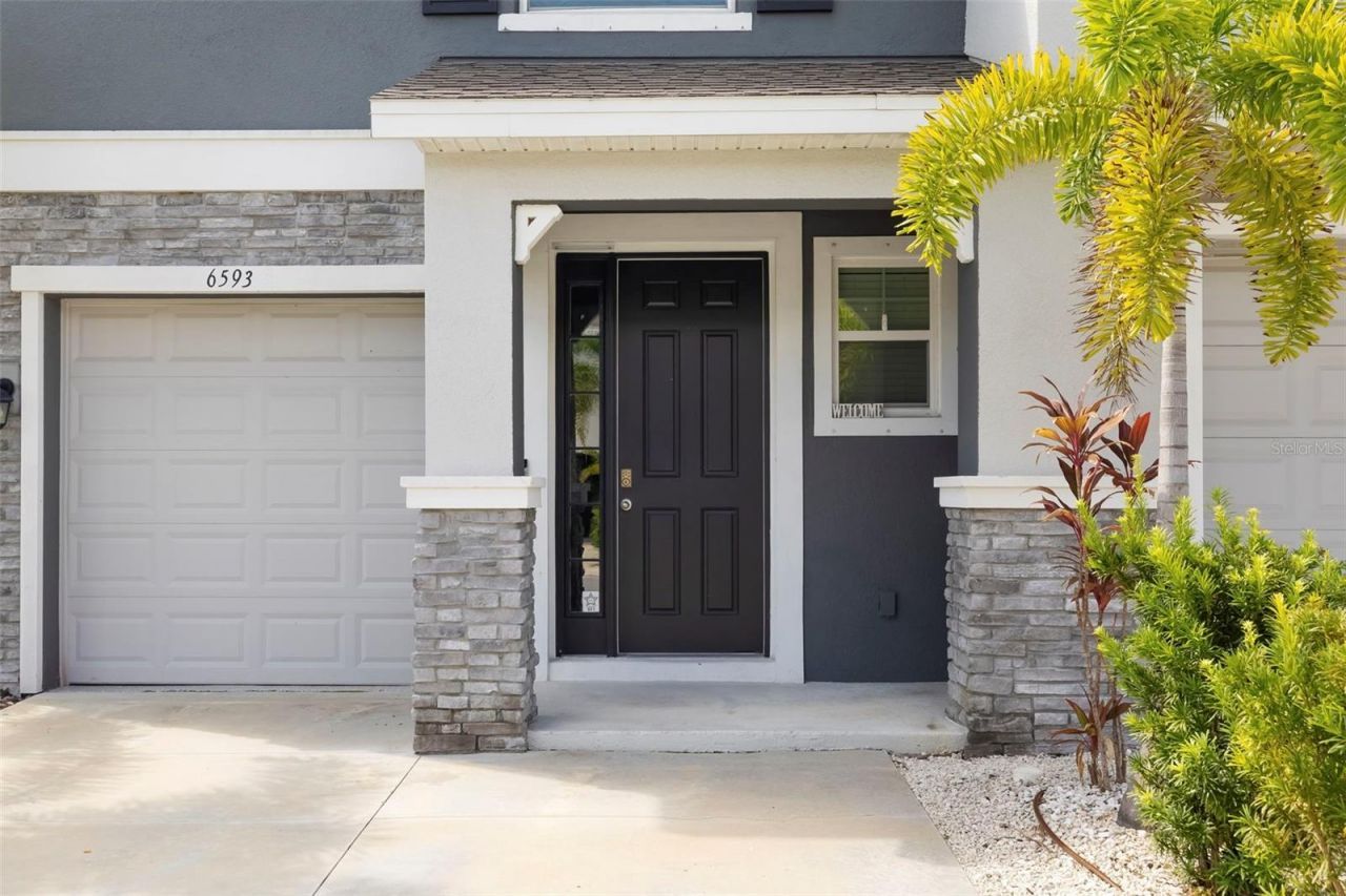 6593 Serenity Falls Ln, Sarasota, FL 34240 Photo