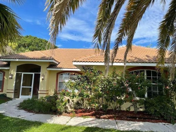 494 LAKE OF THE WOODS DRIVE , VENICE, FL 34293