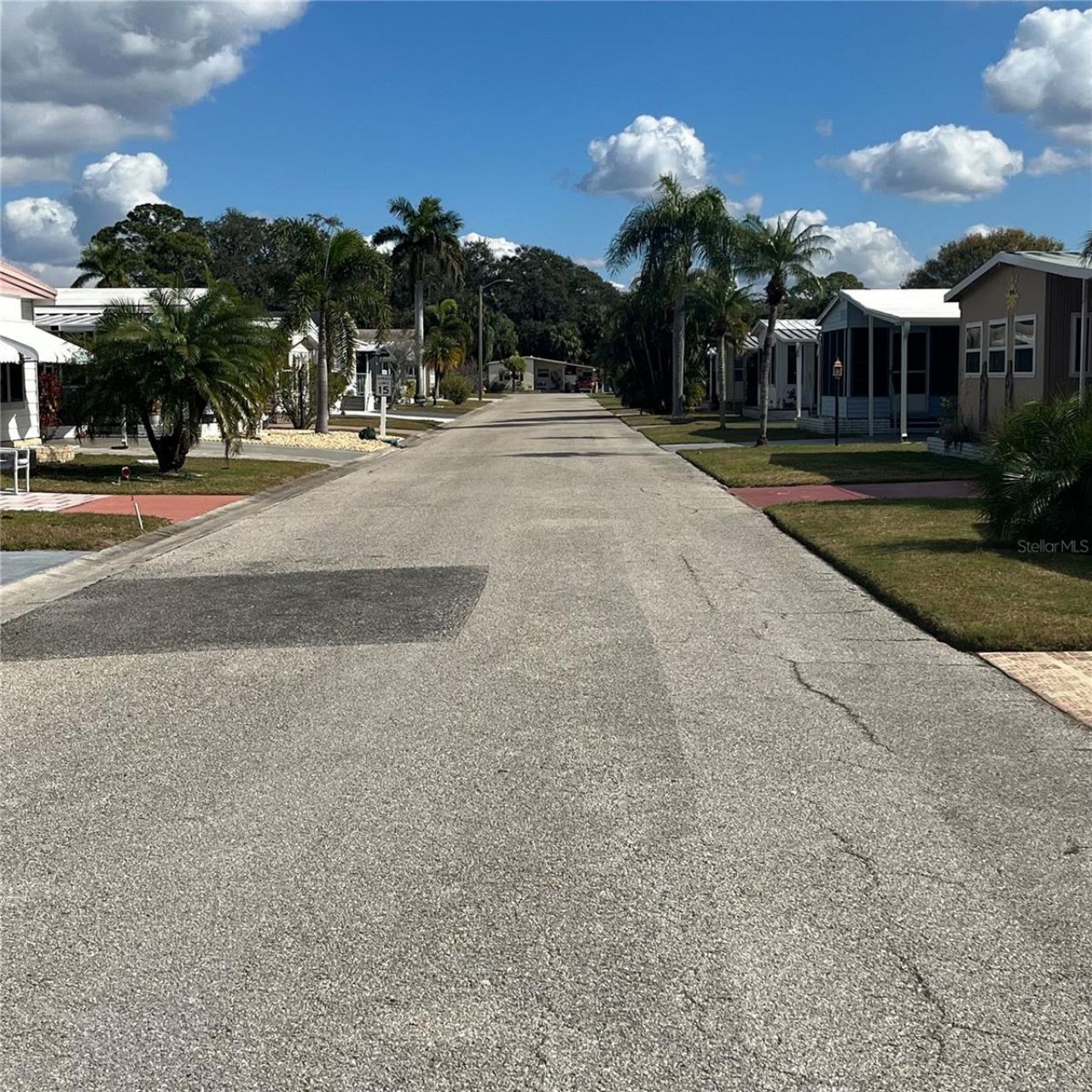808 53rd Avenue E, Unit 209, Bradenton, FL 34203 Photo