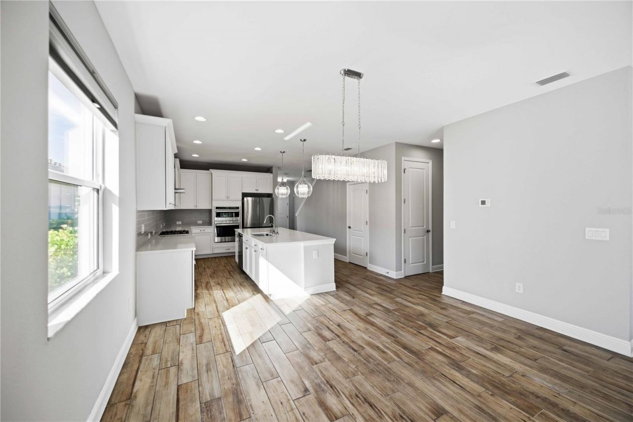 4745 Antrim Drive, Sarasota, FL 34240 Photo