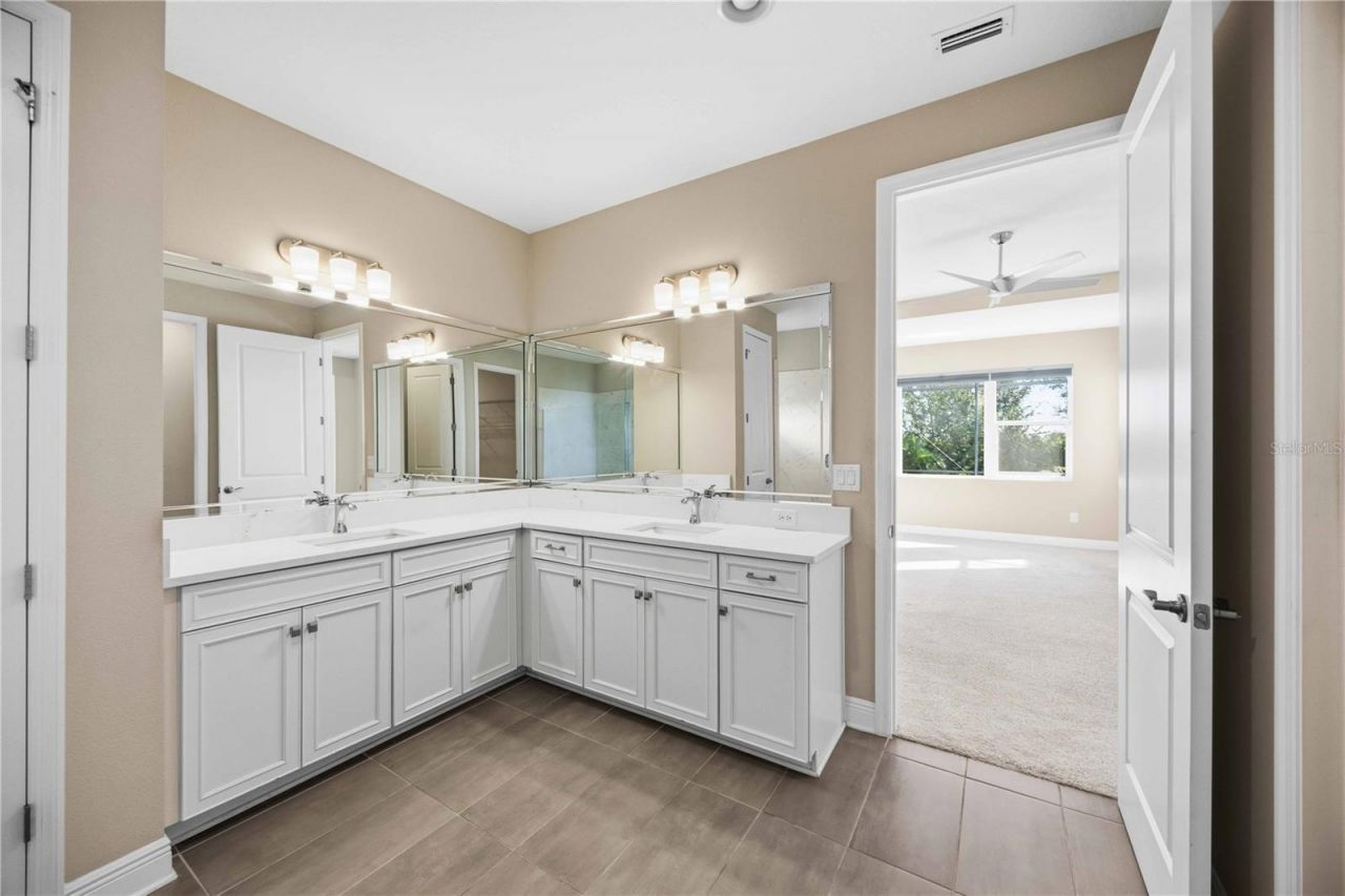4745 Antrim Drive, Sarasota, FL 34240 Photo