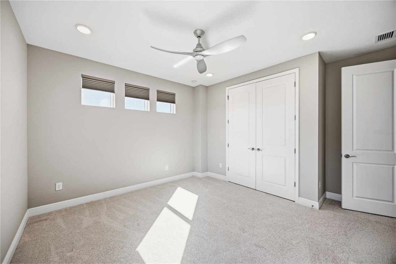 4745 Antrim Drive, Sarasota, FL 34240 Photo