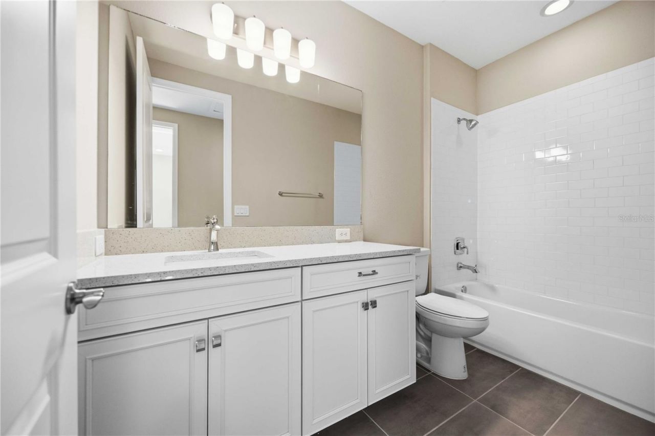 4745 Antrim Drive, Sarasota, FL 34240 Photo