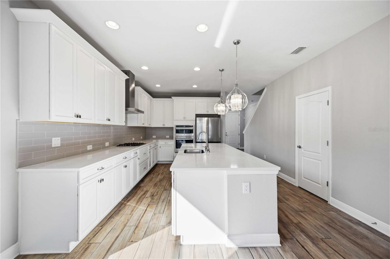 4745 Antrim Drive, Sarasota, FL 34240 Photo