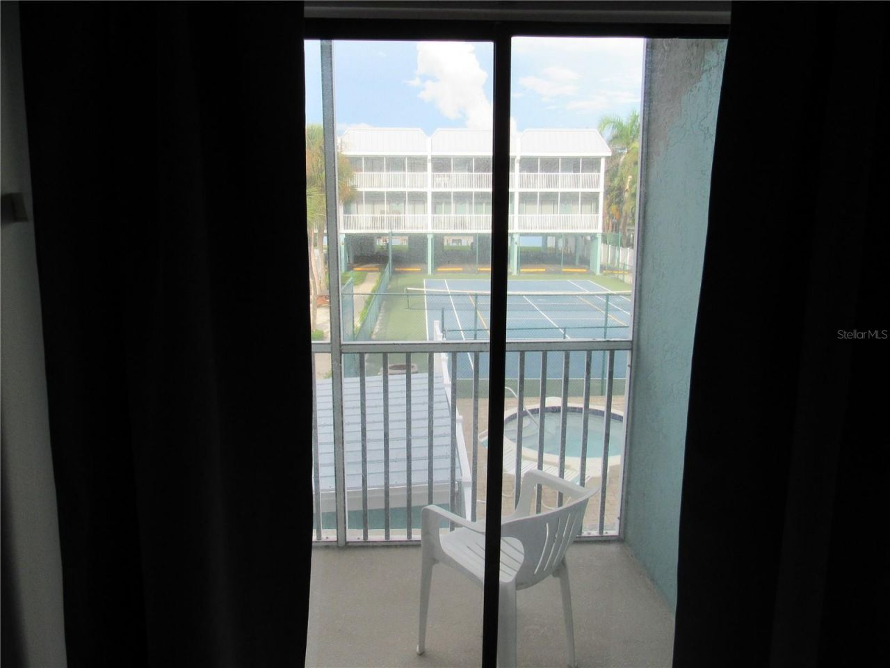 901 Gulf Drive S, Unit 2, Bradenton Beach, FL 34217 Photo