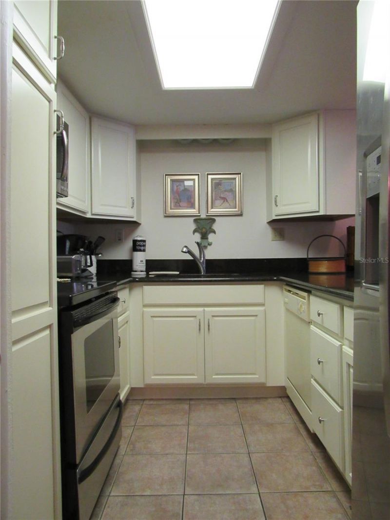 901 Gulf Drive S, Unit 2, Bradenton Beach, FL 34217 Photo