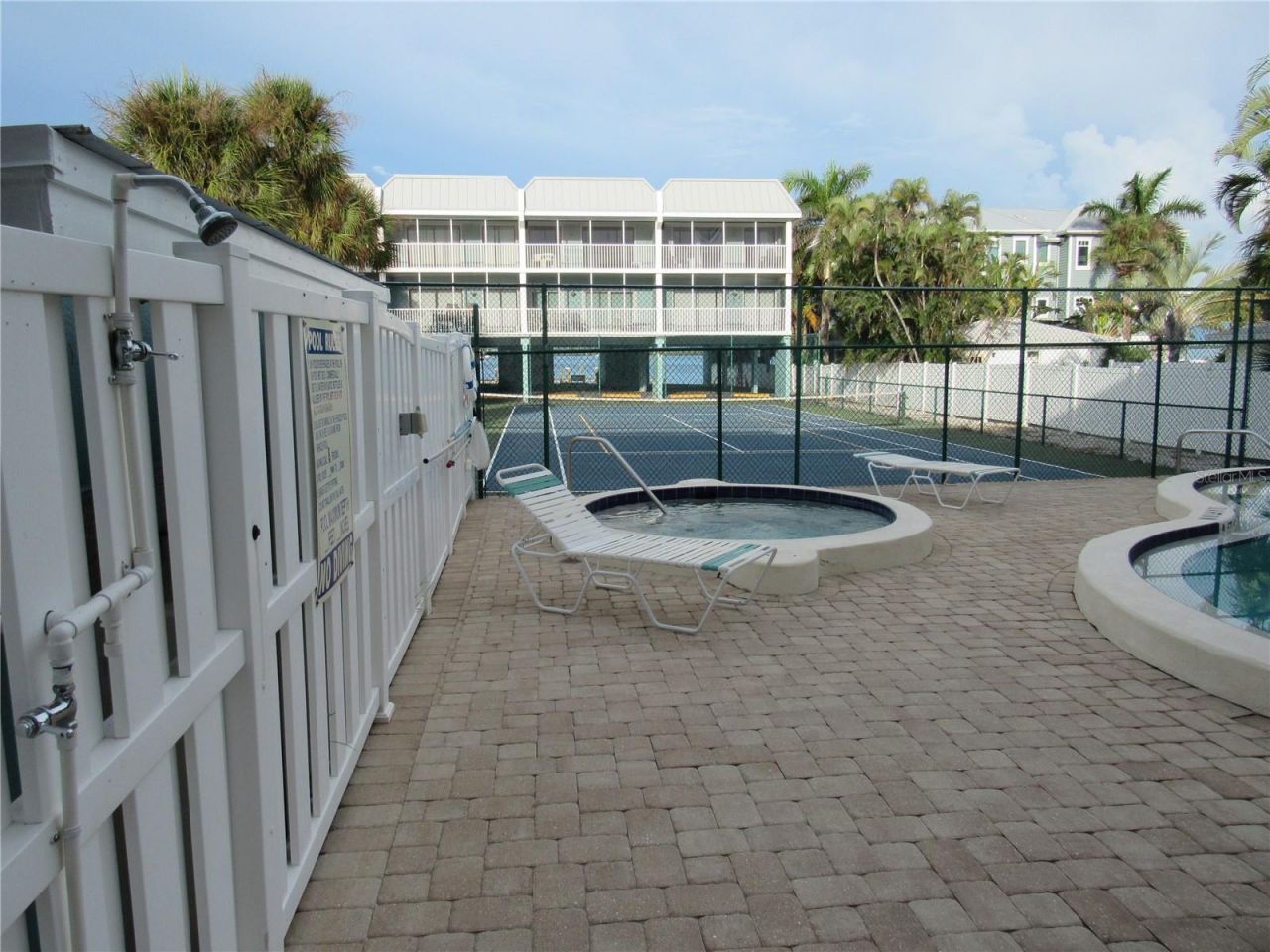901 Gulf Drive S, Unit 2, Bradenton Beach, FL 34217 Photo