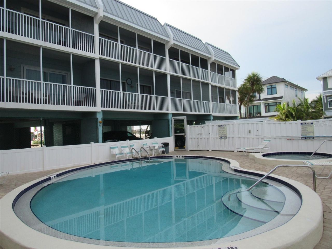 901 Gulf Drive S, Unit 2, Bradenton Beach, FL 34217 Photo