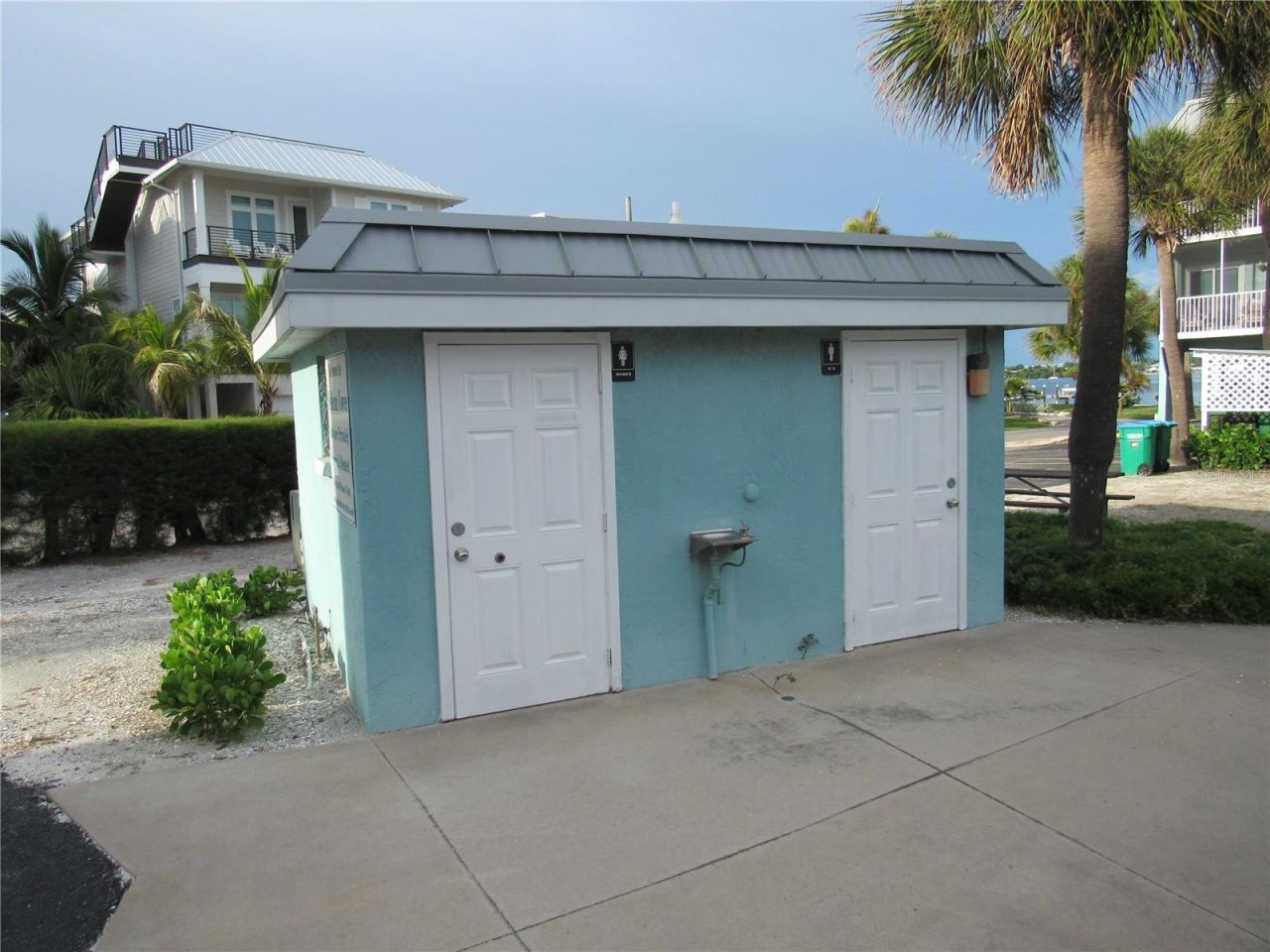 901 Gulf Drive S, Unit 2, Bradenton Beach, FL 34217 Photo