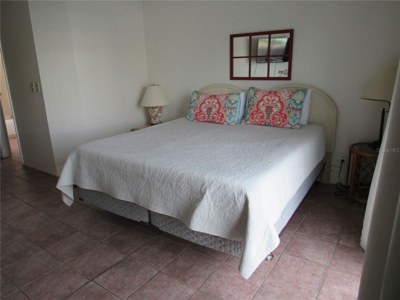 901 Gulf Drive S, Unit 2, Bradenton Beach, FL 34217 Photo