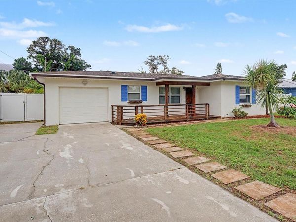 1304 PARKWOOD STREET , CLEARWATER, FL 33755