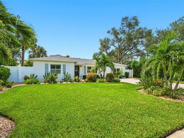 5219 S PURITAN AVENUE , TAMPA, FL 33611