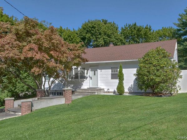 13 Indian Trail , White Plains, NY 10603