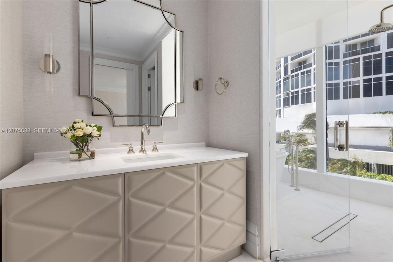 17975 Collins Ave , Unit N-SF-02, Sunny Isles Beach, FL 33160 Photo